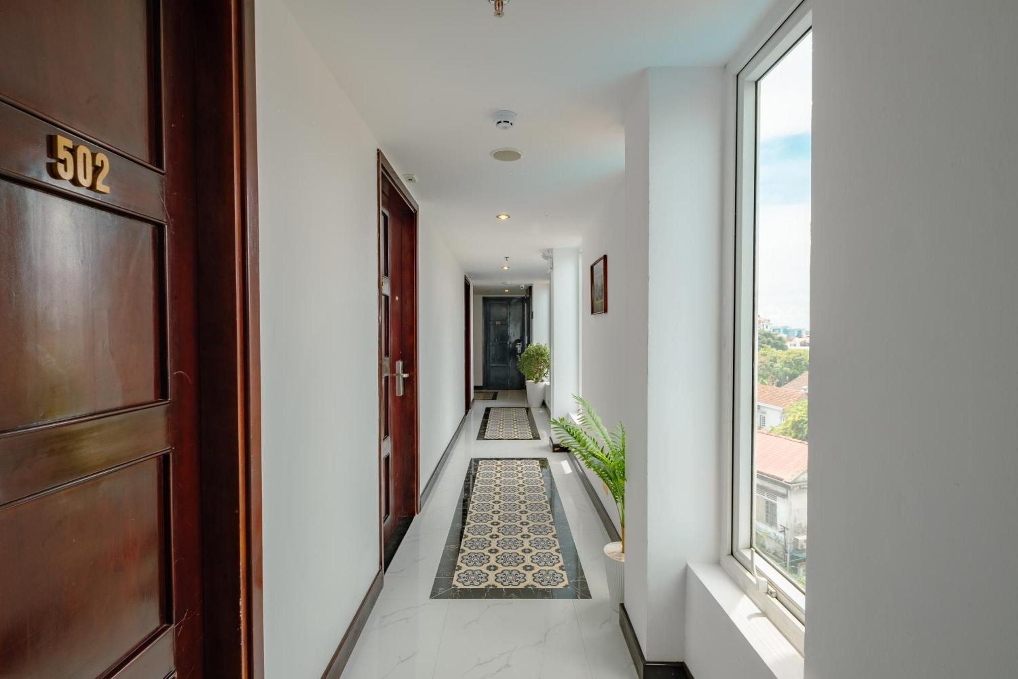 Vina Spa Hotel Hue Bagian luar foto