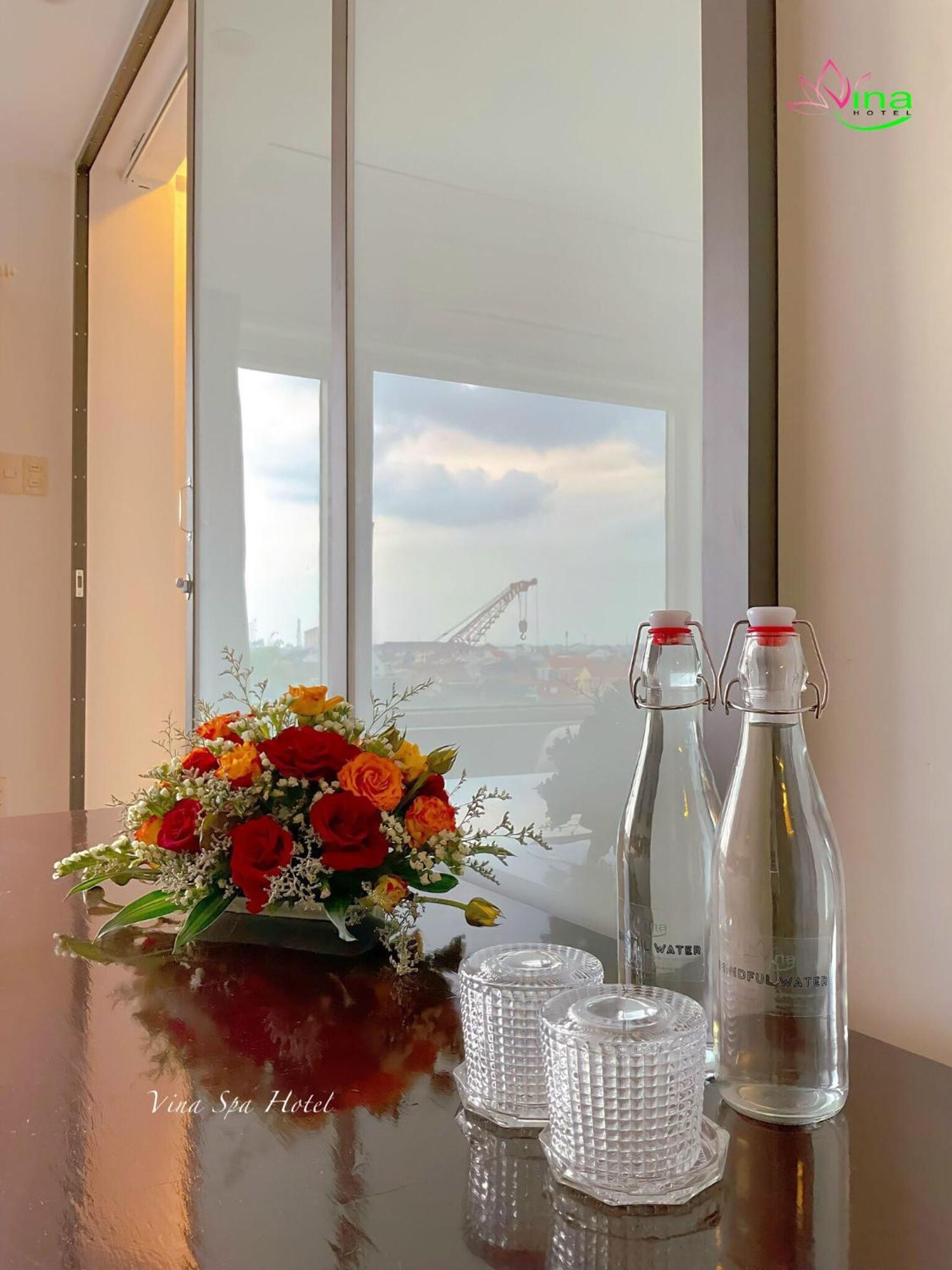 Vina Spa Hotel Hue Bagian luar foto
