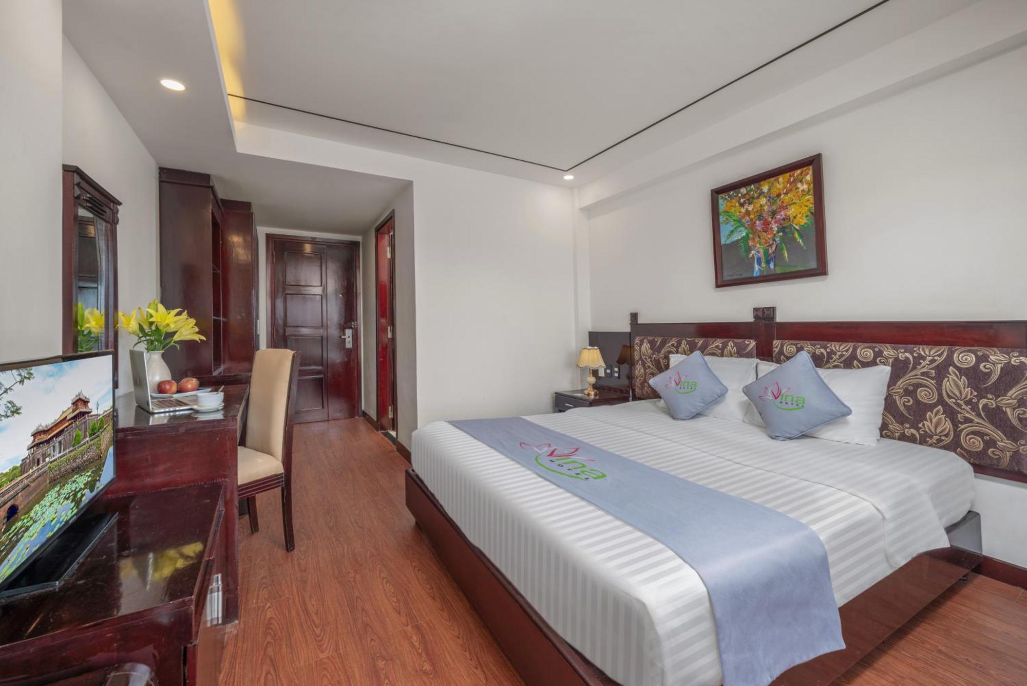 Vina Spa Hotel Hue Bagian luar foto