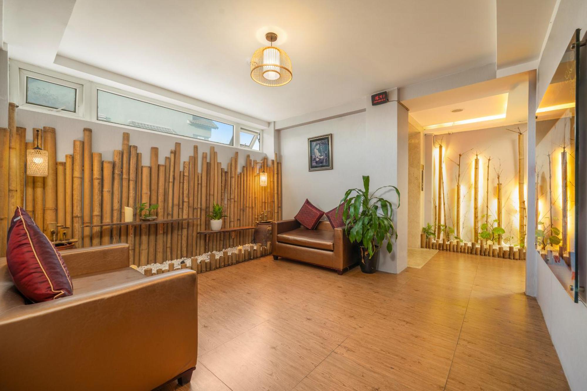 Vina Spa Hotel Hue Bagian luar foto