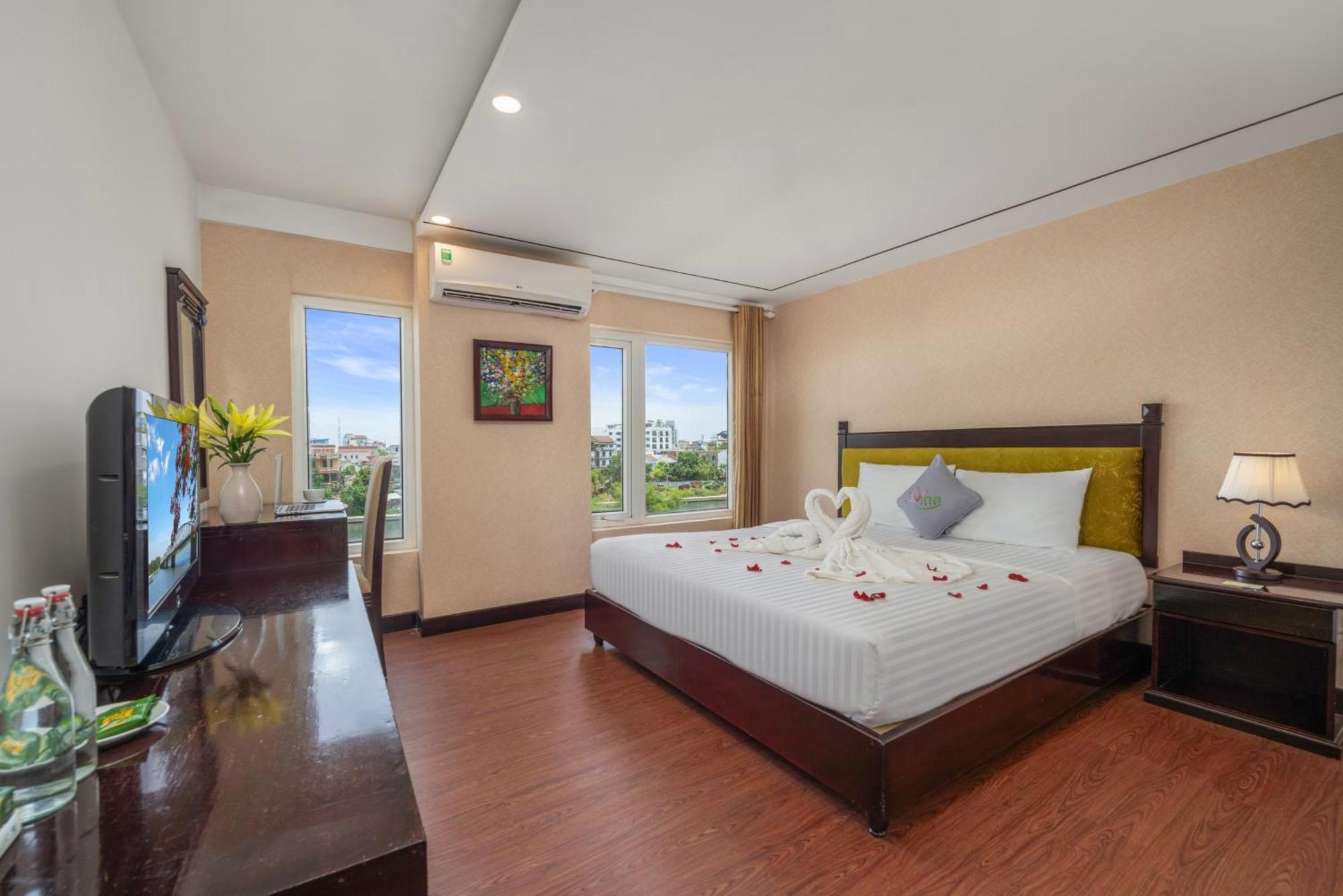 Vina Spa Hotel Hue Bagian luar foto