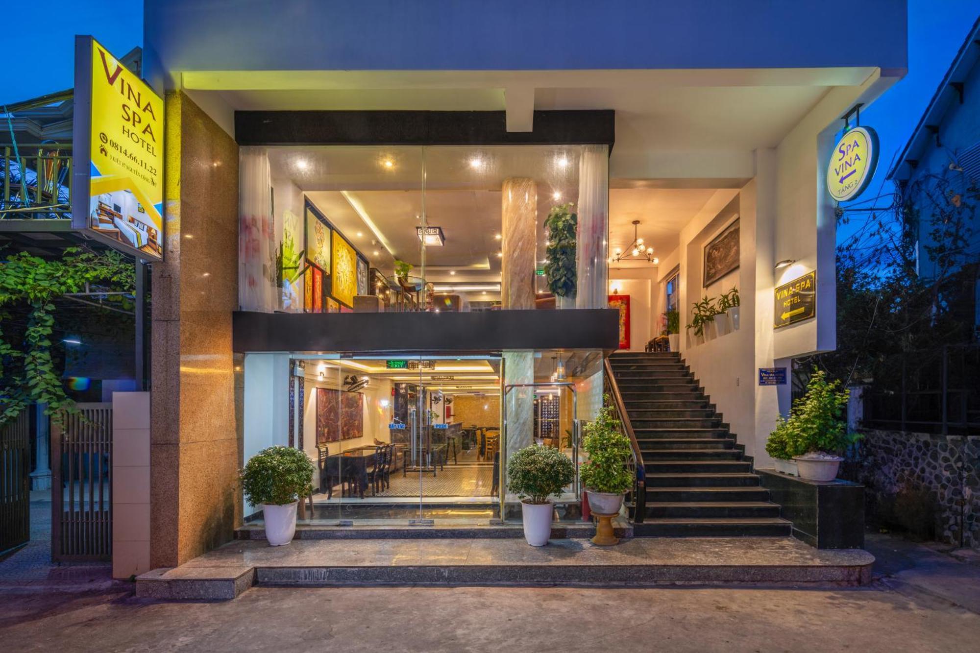 Vina Spa Hotel Hue Bagian luar foto