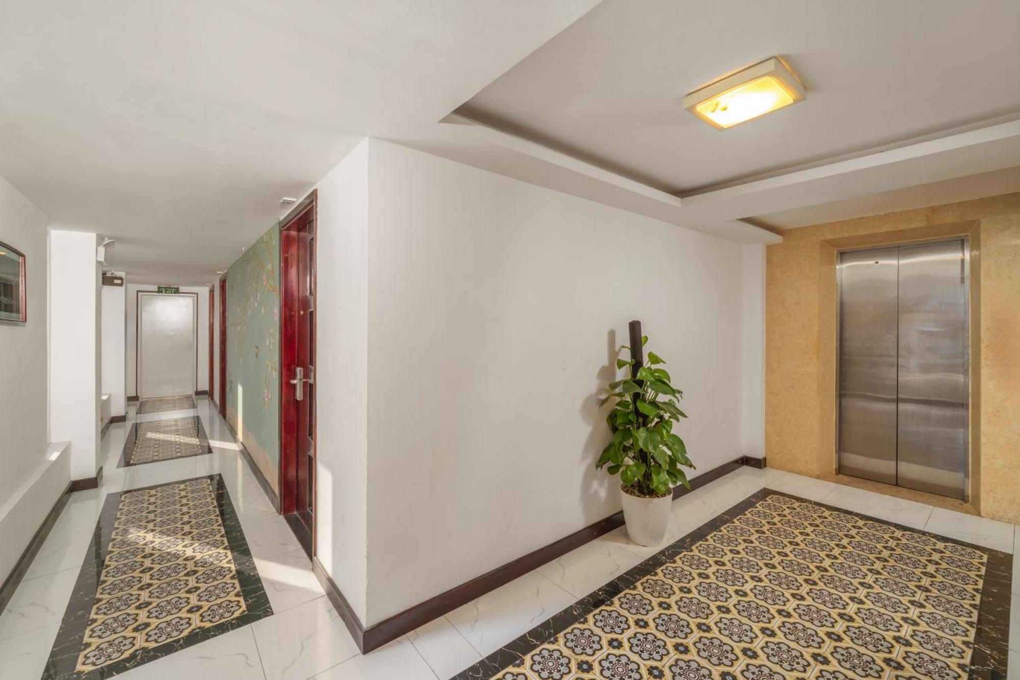 Vina Spa Hotel Hue Bagian luar foto