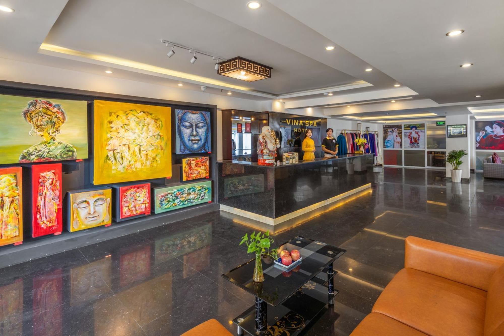 Vina Spa Hotel Hue Bagian luar foto
