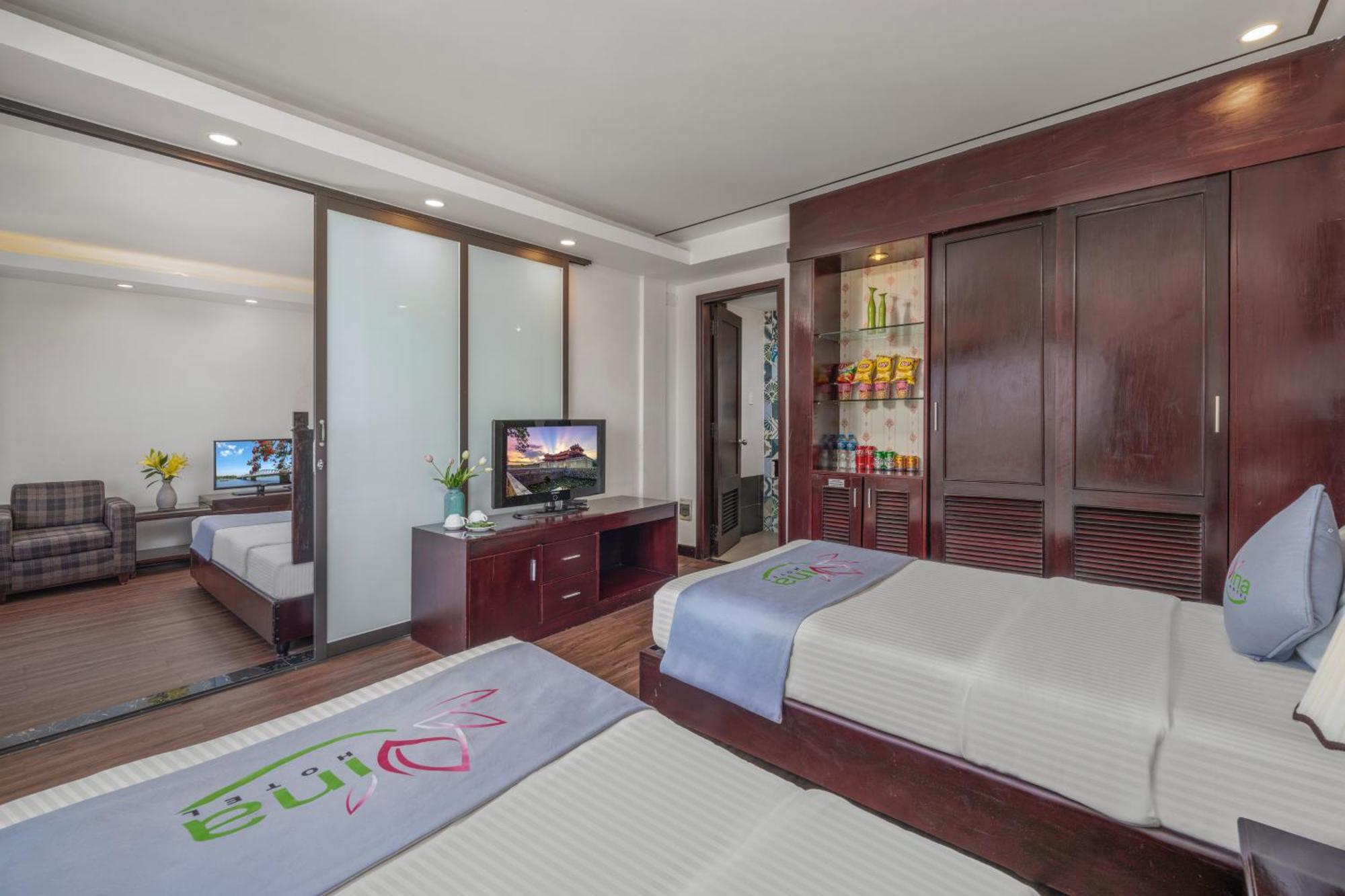 Vina Spa Hotel Hue Bagian luar foto